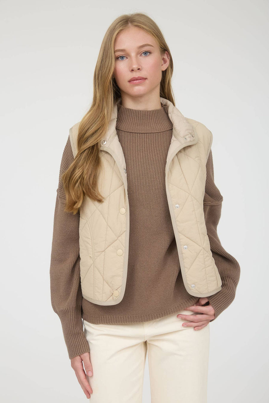 SNAP BUTTON PUFFER VEST