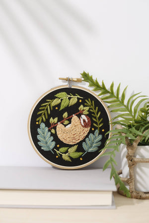 Freshly Stitched: Modern Embroidery Beginners