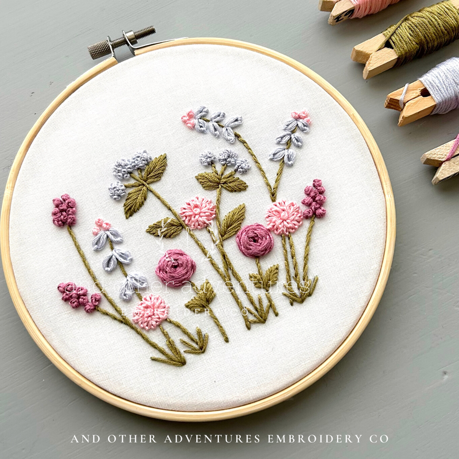 Hand Embroidery Kit  - Jardín in Mauve