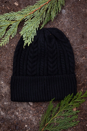 Knitted Bennie Hat (Black)
