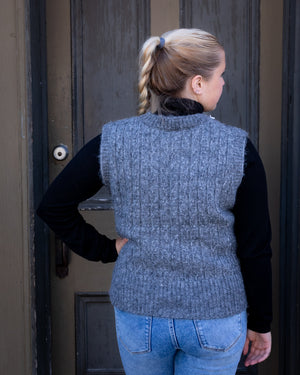 Matia Round Neck Knitted Sweater (Grey )