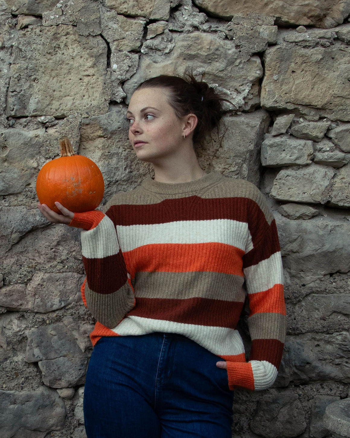 Noema Pullover (Harvest Pumpkin)