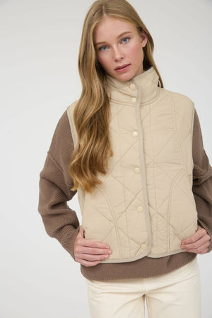 SNAP BUTTON PUFFER VEST